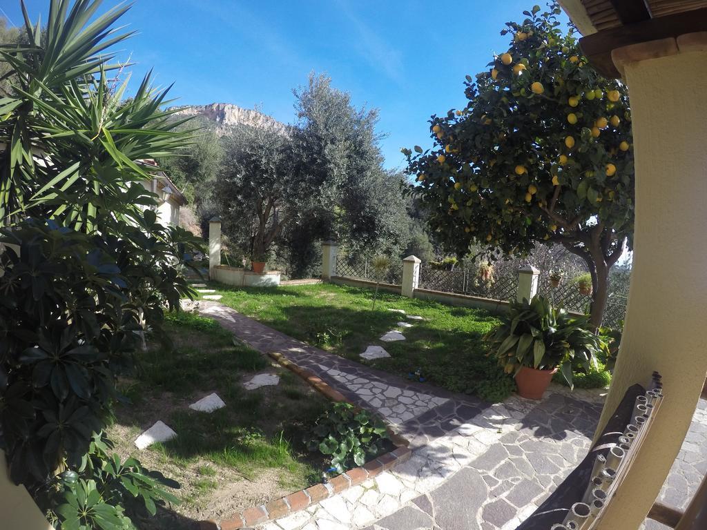 Appartamenti Con Vista Panoramica Santa Maria Navarrese Exterior foto